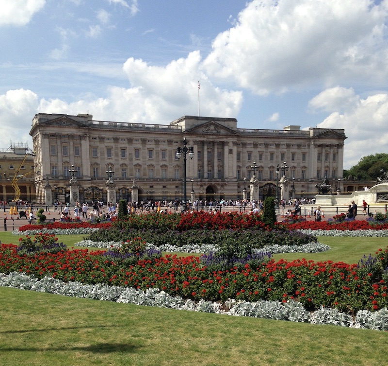 Buckingham palace and front gardens.